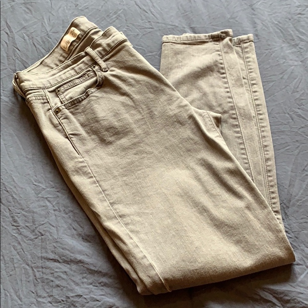 Women’s GAP gray legging jean size 29r